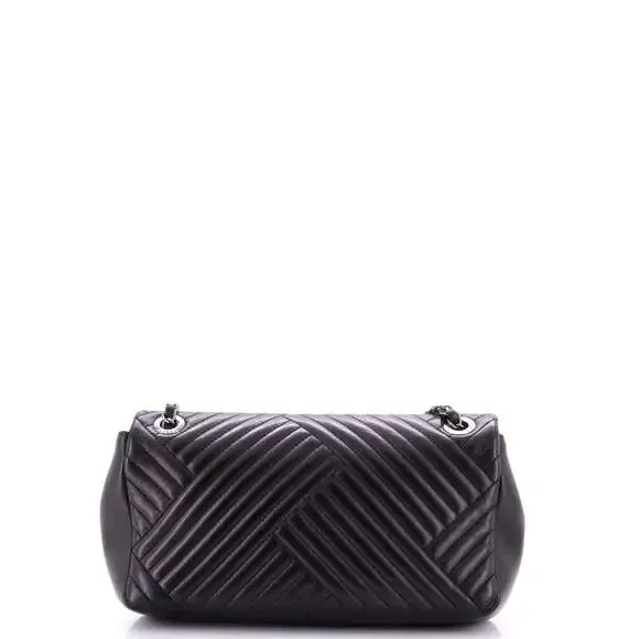 Chanel Cc Crossing Flap Bag Chevron #242416C42B - Picture 4 of 9